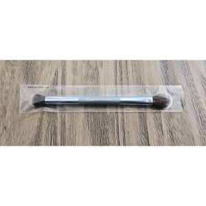 F.A.R.A.H. Conceal & Set Makeup Brush Dual Ended